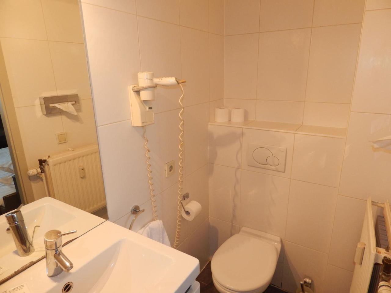 Residence Aparthotel Wellington Brussel Buitenkant foto