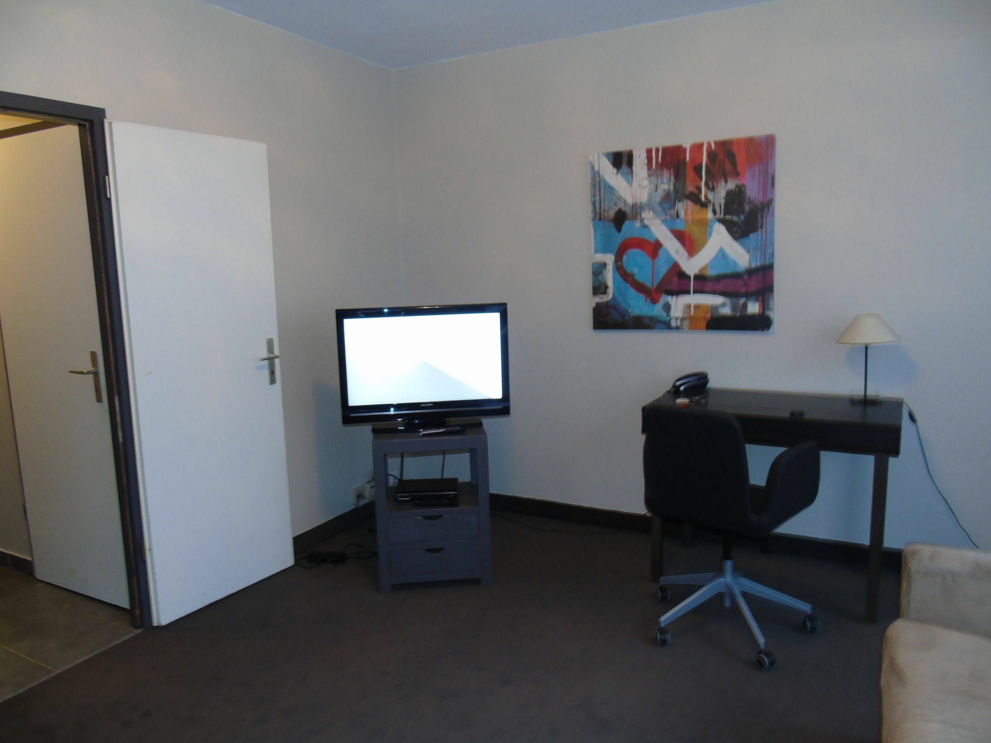 Residence Aparthotel Wellington Brussel Buitenkant foto