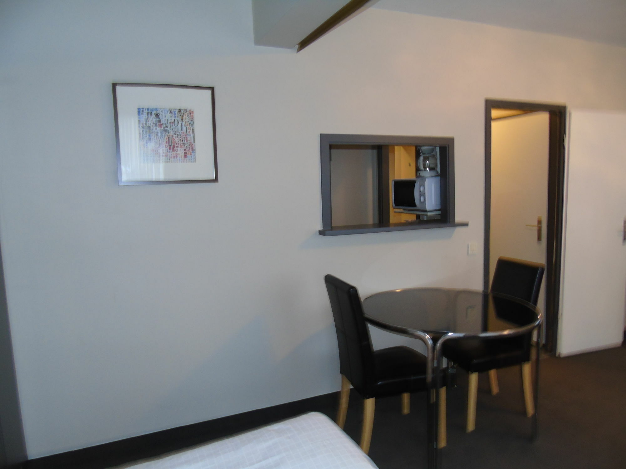 Residence Aparthotel Wellington Brussel Buitenkant foto